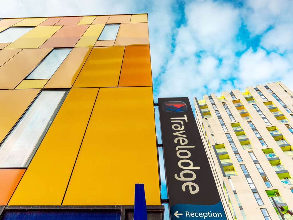 Travelodge London Barking Exterior foto